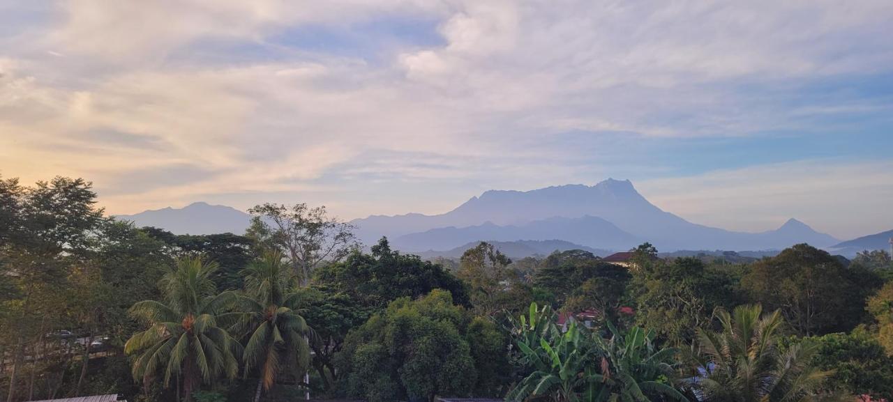 Mountain View Guest House Kb Kota Belud Eksteriør billede